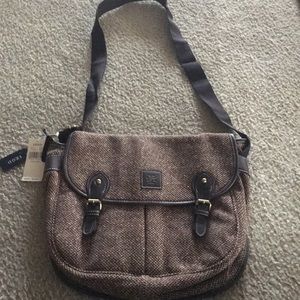 Messenger handbag